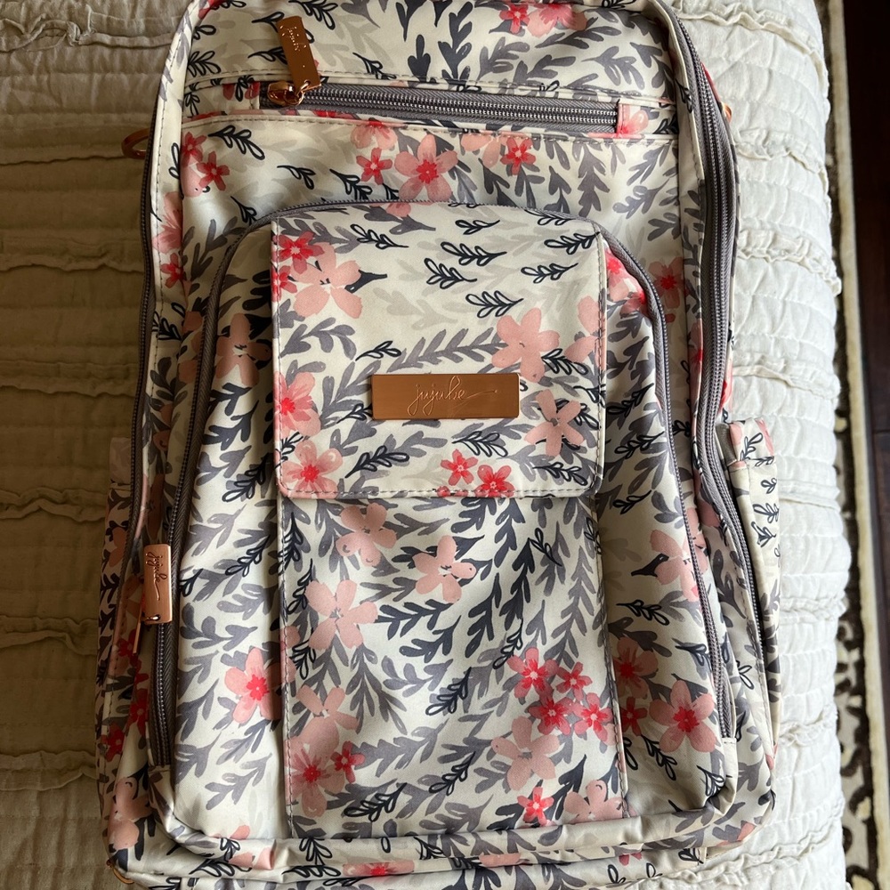 Jujube be right back diaper backpack